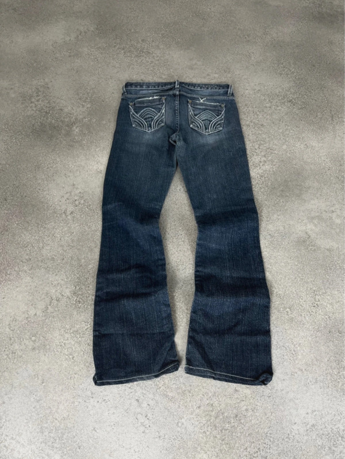 Guess Bootcut Jeans (M)
