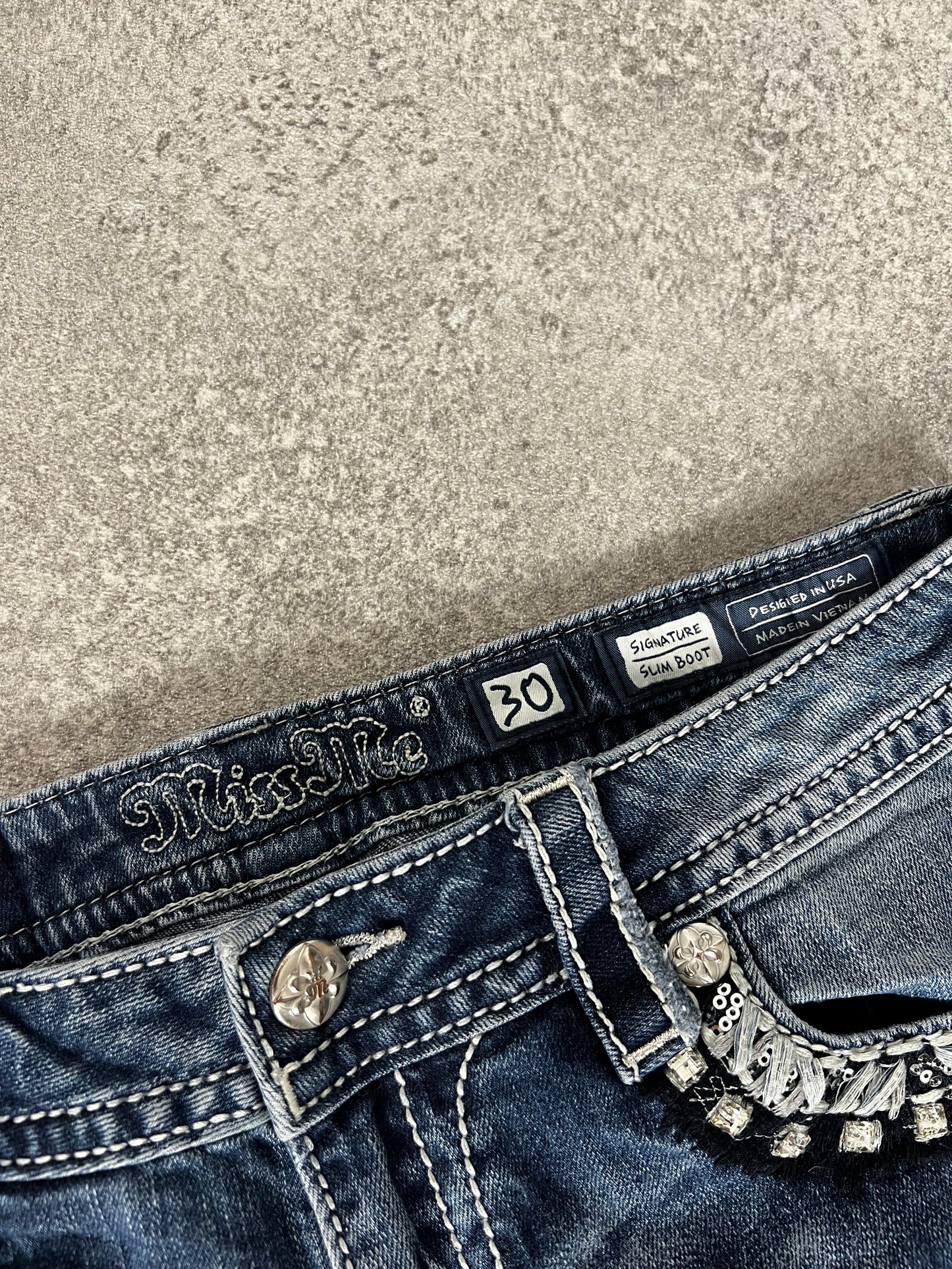 Miss Me Vintage Bootcut Jeans (M)