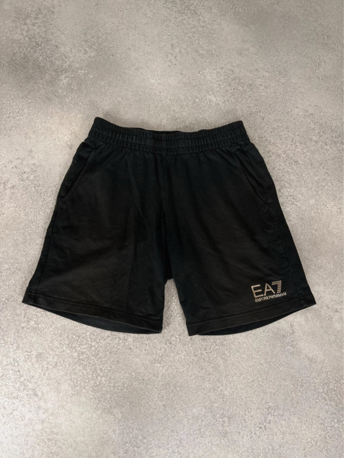 Emporio Armani EA7 Shorts (S)