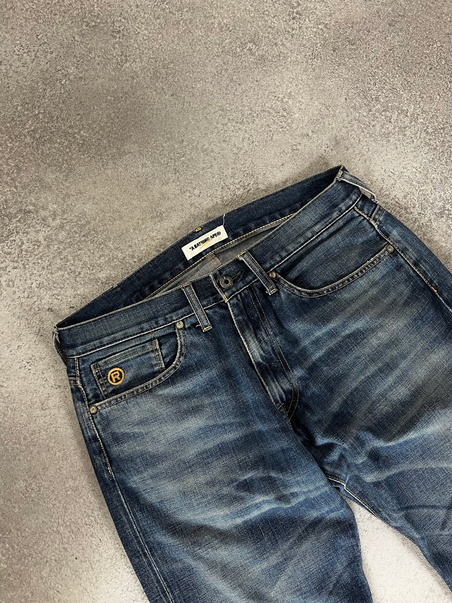 A Bathing Ape Jeans (M)