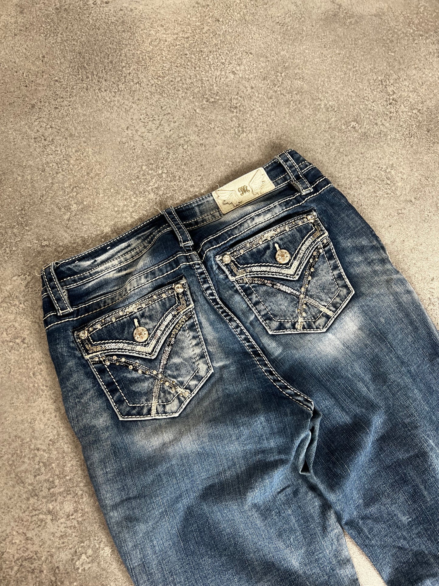 Miss Me Vintage Bootcut Jeans (M)