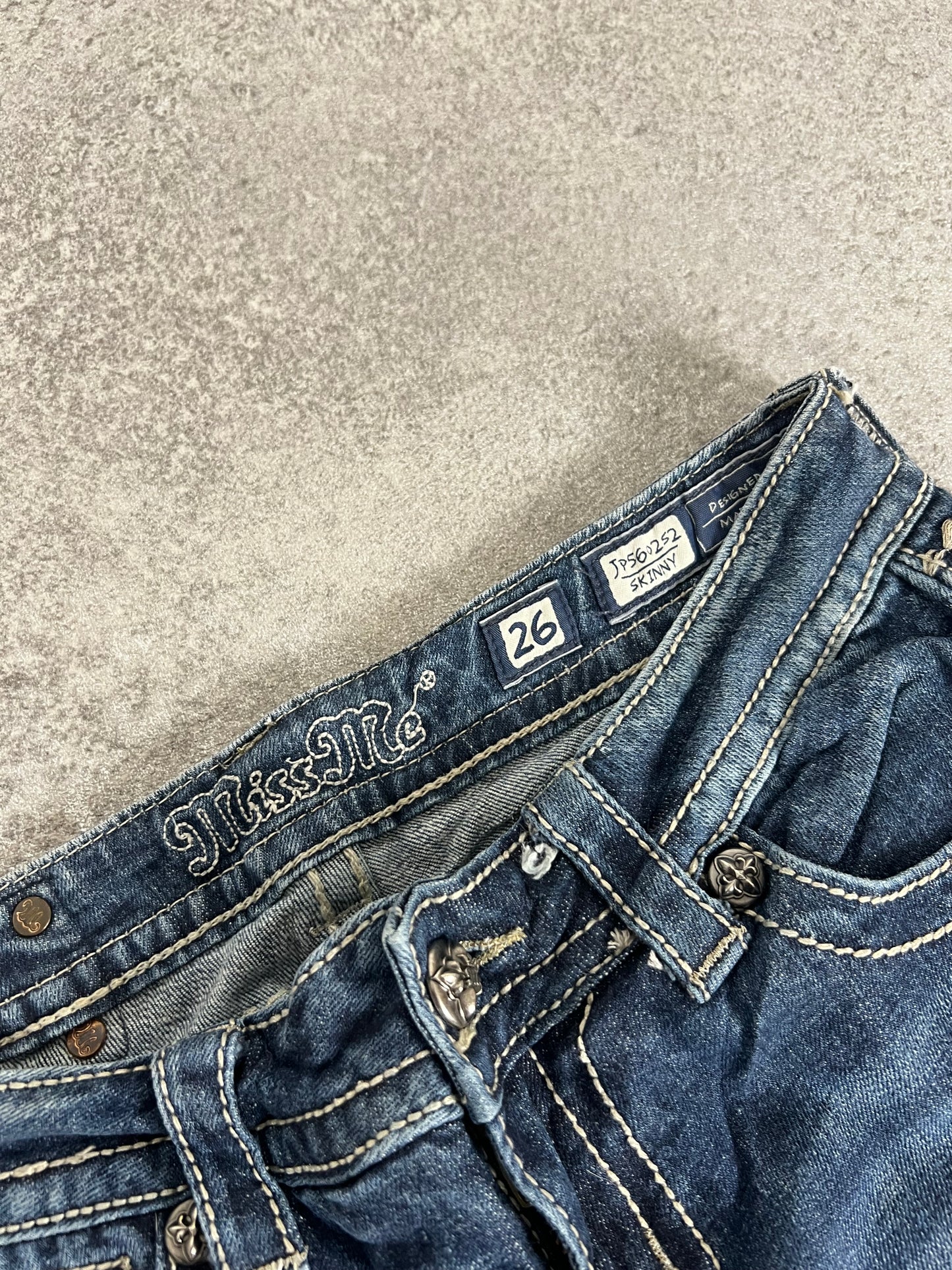 Miss Me Vintage Jeans (XS)